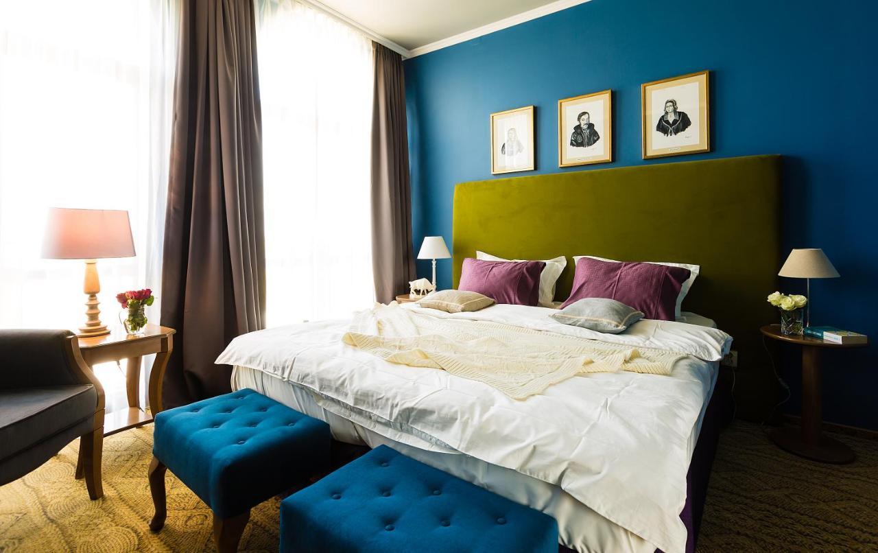 Country Spa Retreat Snagov Bagian luar foto A bedroom