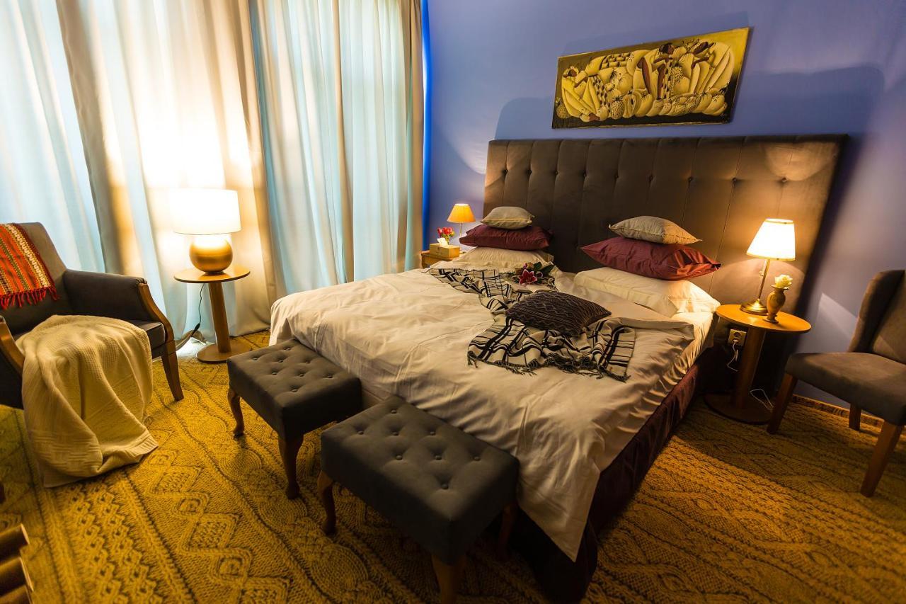 Country Spa Retreat Snagov Bagian luar foto A bedroom at the hotel